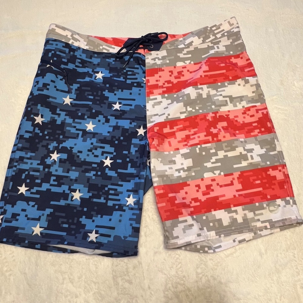 Vineyard Vines Board Shorts Mens 40 Stars & Stripes USA Flag 4th July Swim Suit